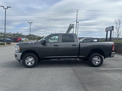 2024 RAM 2500 Tradesman Crew Cab 4x4 6'4' Box