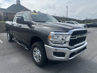 2024 RAM 2500 Tradesman Crew Cab 4x4 6'4' Box