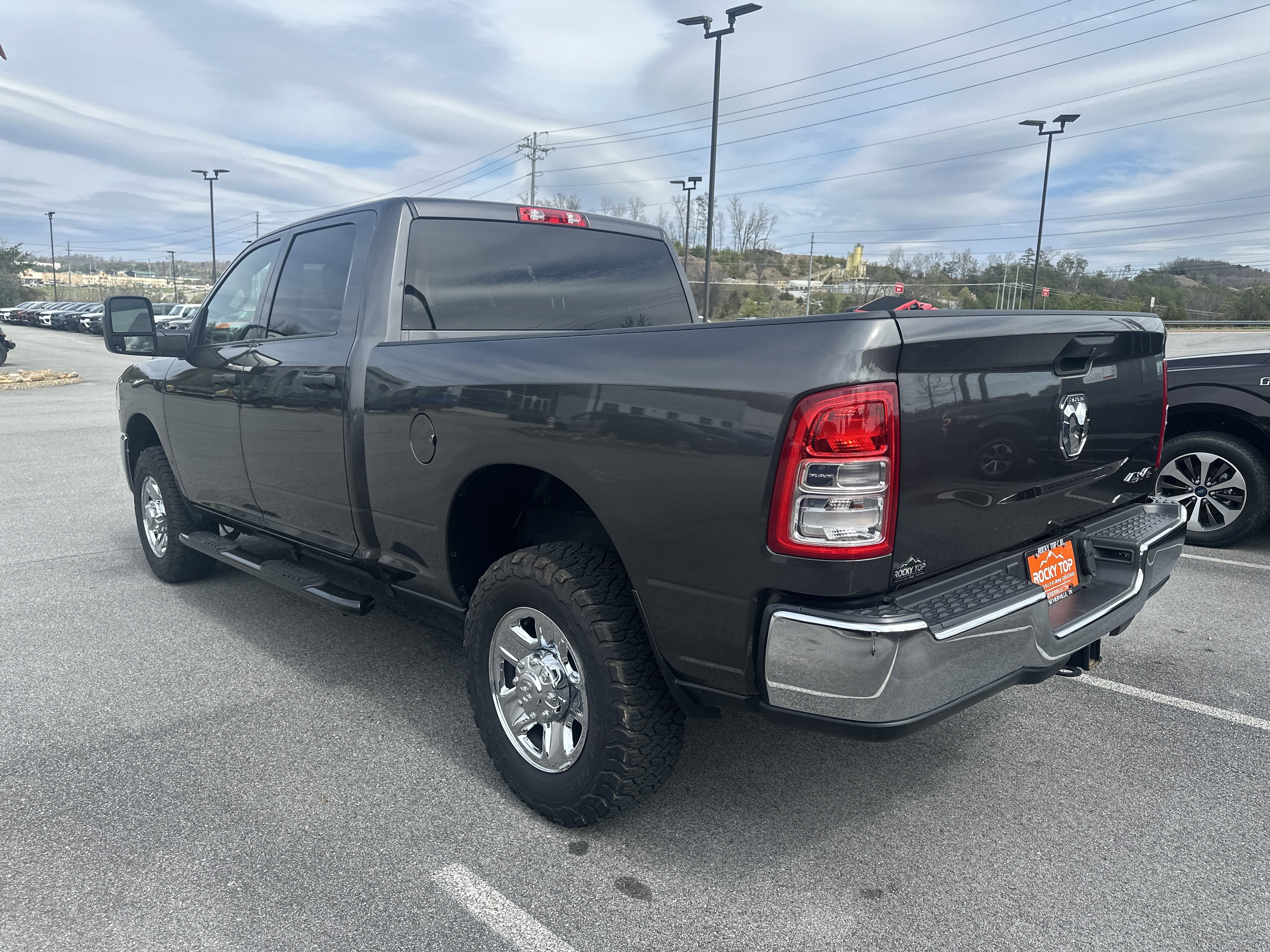 2024 RAM 2500 Tradesman Crew Cab 4x4 6'4' Box