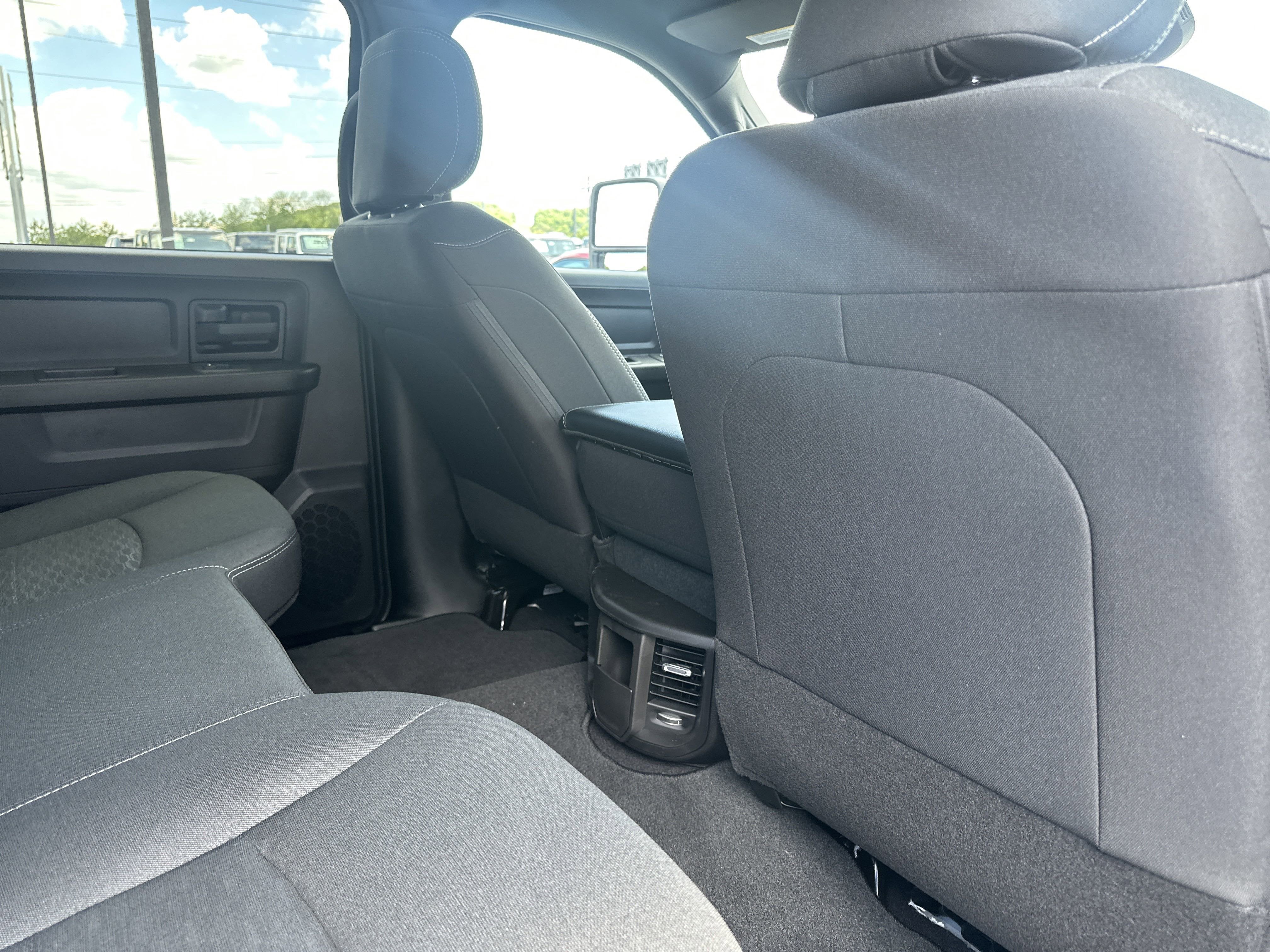 2025 RAM Ram 2500 RAM 2500 TRADESMAN CREW CAB 4X4 6'4' BOX