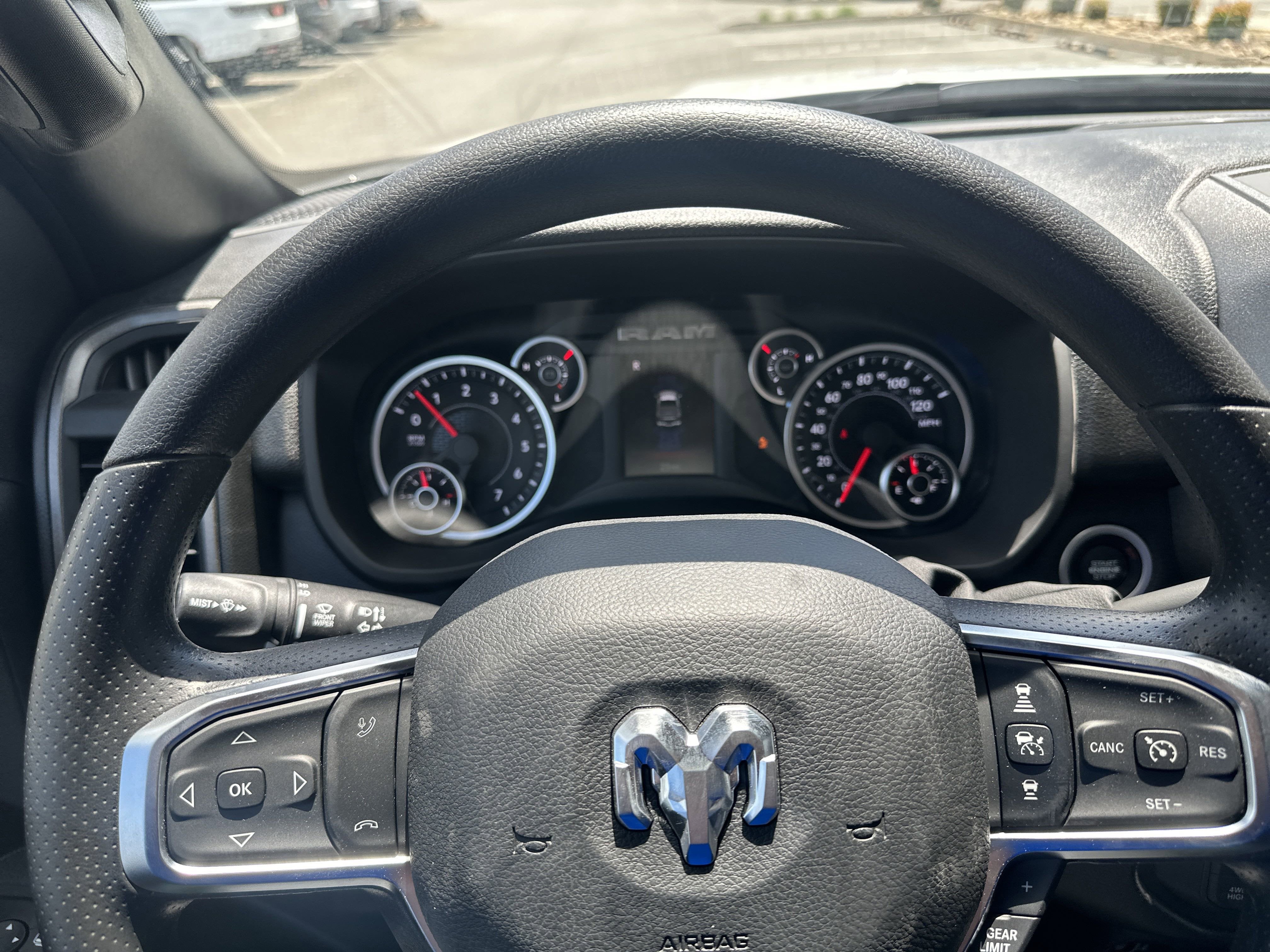 2025 RAM Ram 2500 RAM 2500 TRADESMAN CREW CAB 4X4 6'4' BOX