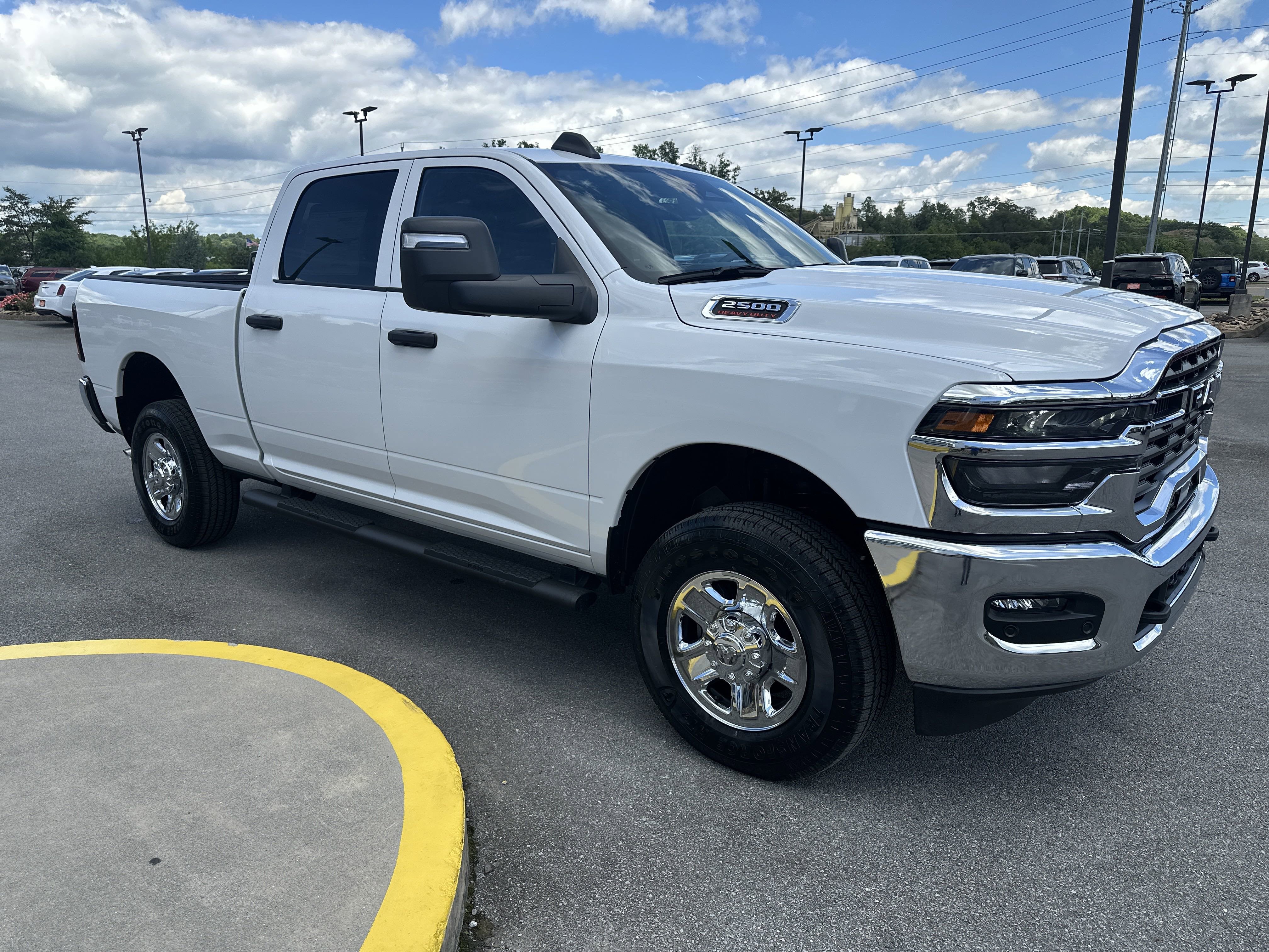 2025 RAM Ram 2500 RAM 2500 TRADESMAN CREW CAB 4X4 6'4' BOX