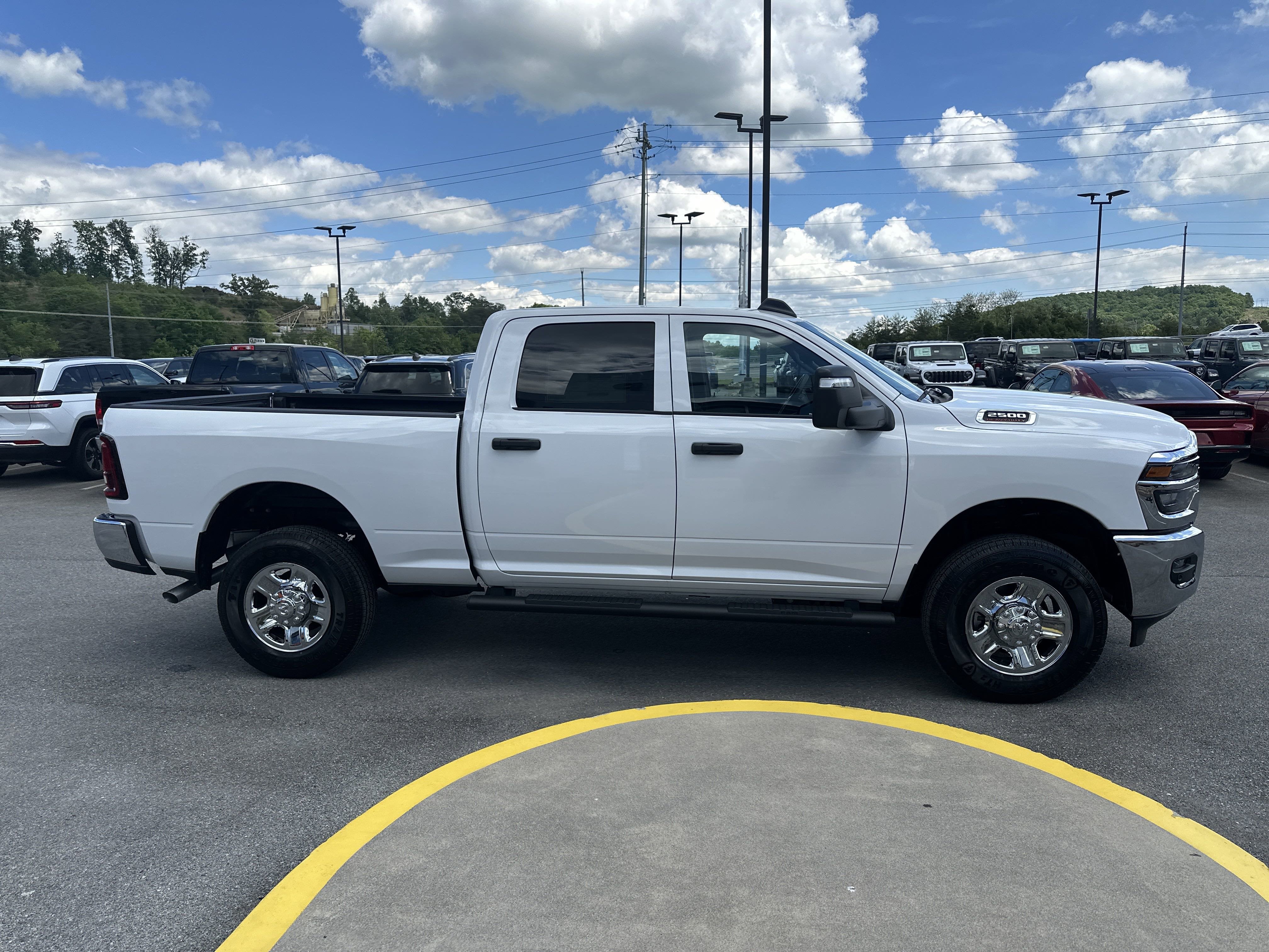 2025 RAM Ram 2500 RAM 2500 TRADESMAN CREW CAB 4X4 6'4' BOX
