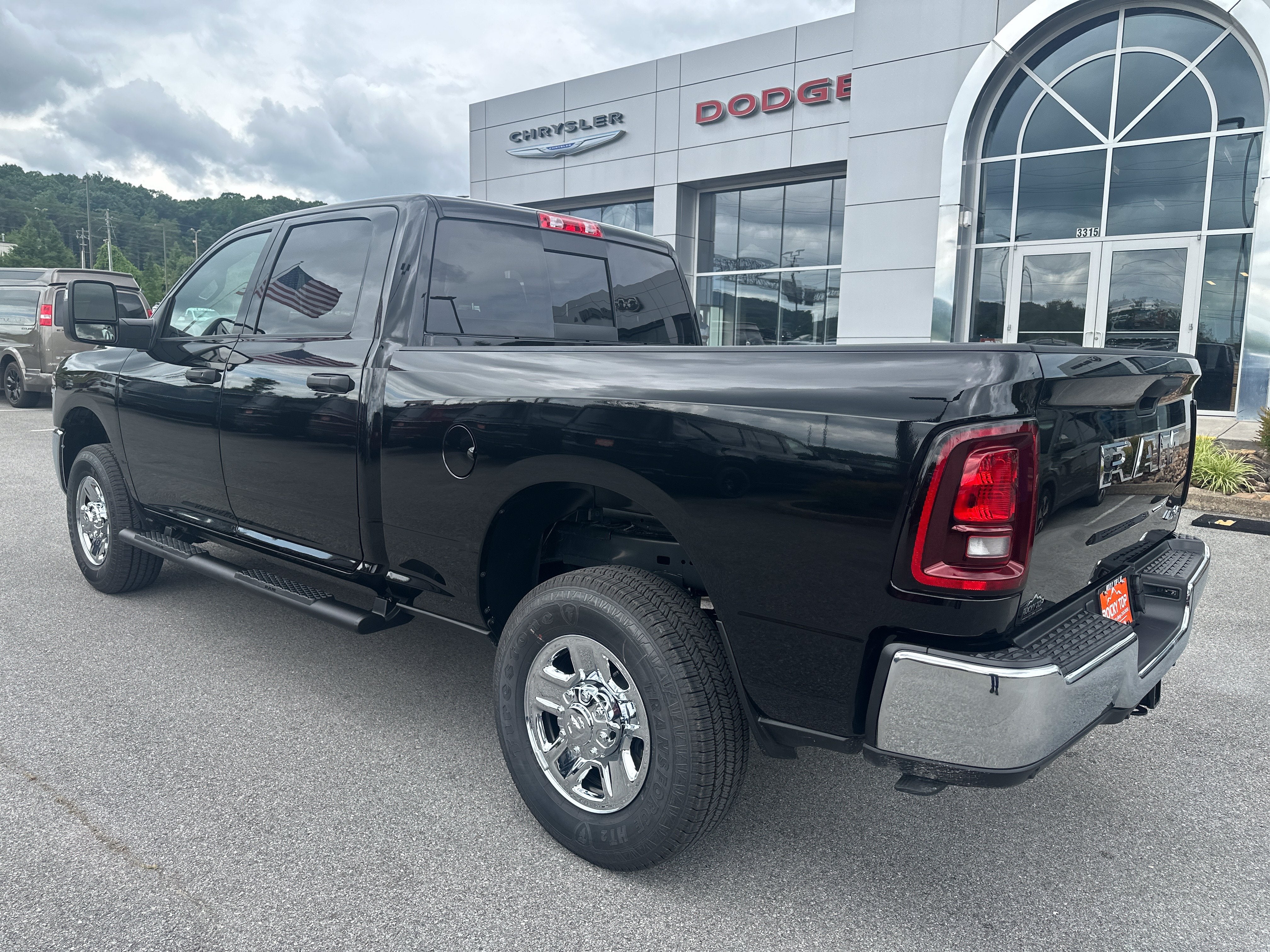 2026 RAM Ram 2500 RAM 2500 TRADESMAN CREW CAB 4X4 6'4' BOX