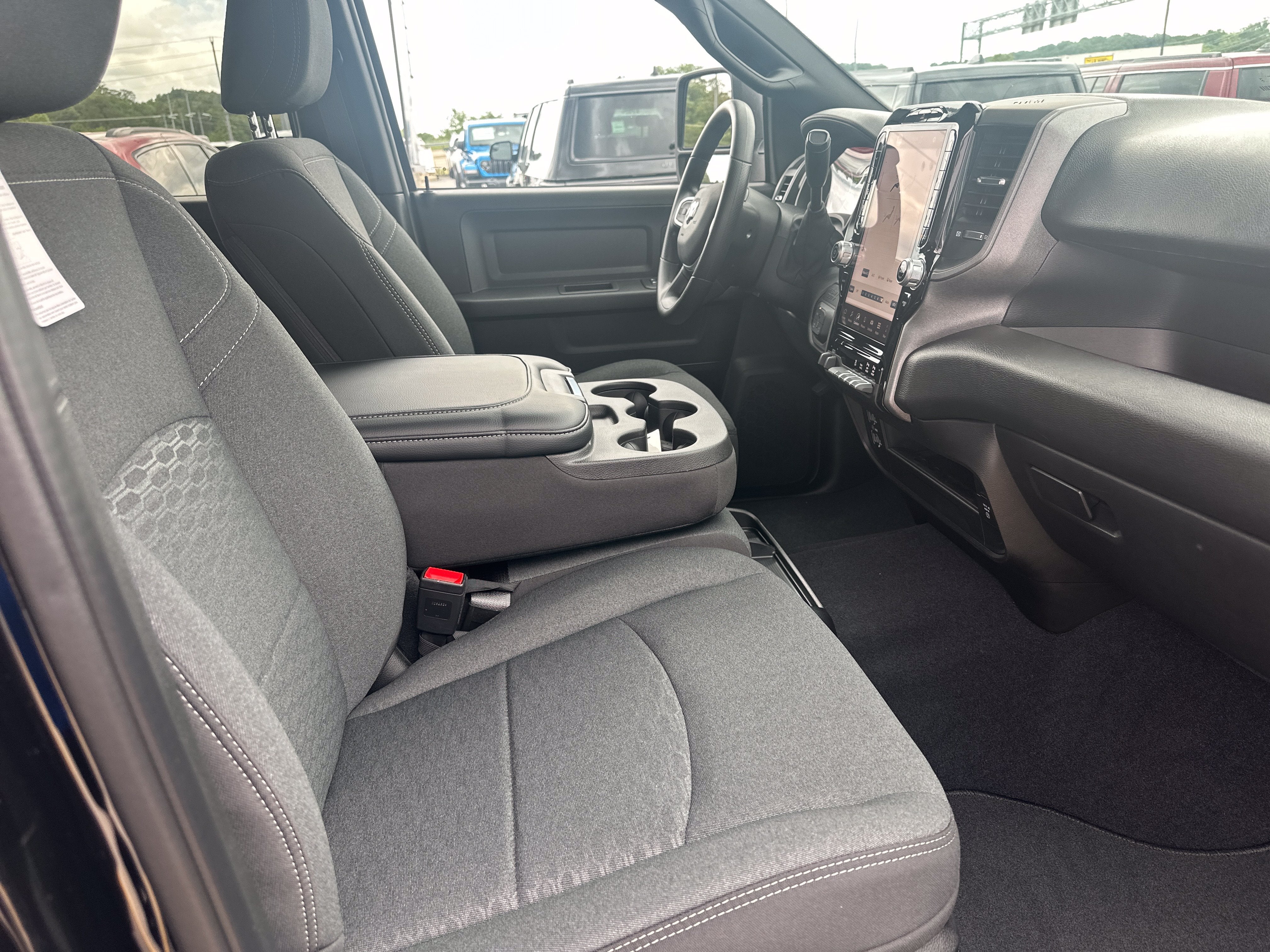 2026 RAM Ram 2500 RAM 2500 TRADESMAN CREW CAB 4X4 6'4' BOX
