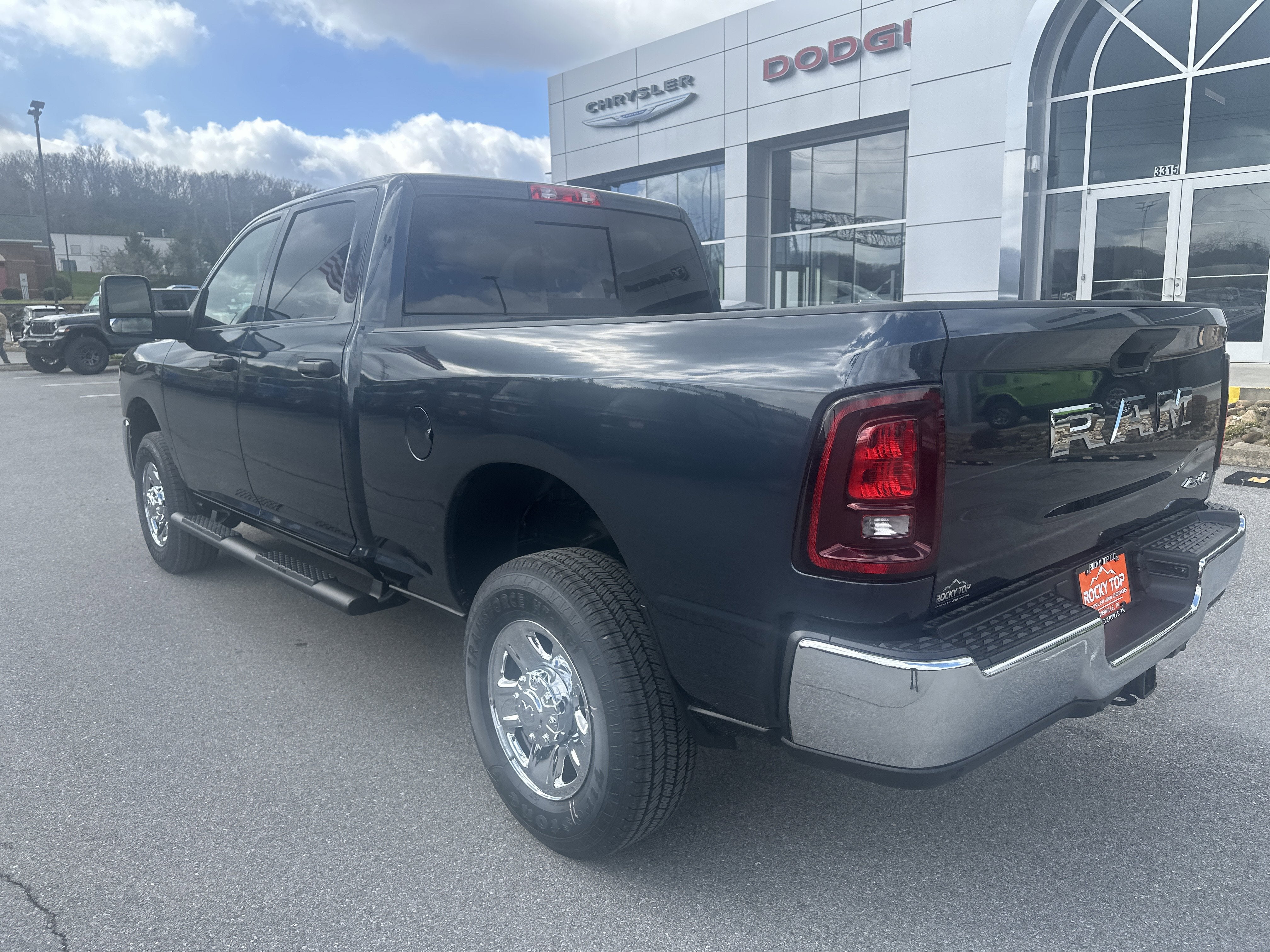 2026 RAM Ram 2500 RAM 2500 TRADESMAN CREW CAB 4X4 6'4' BOX