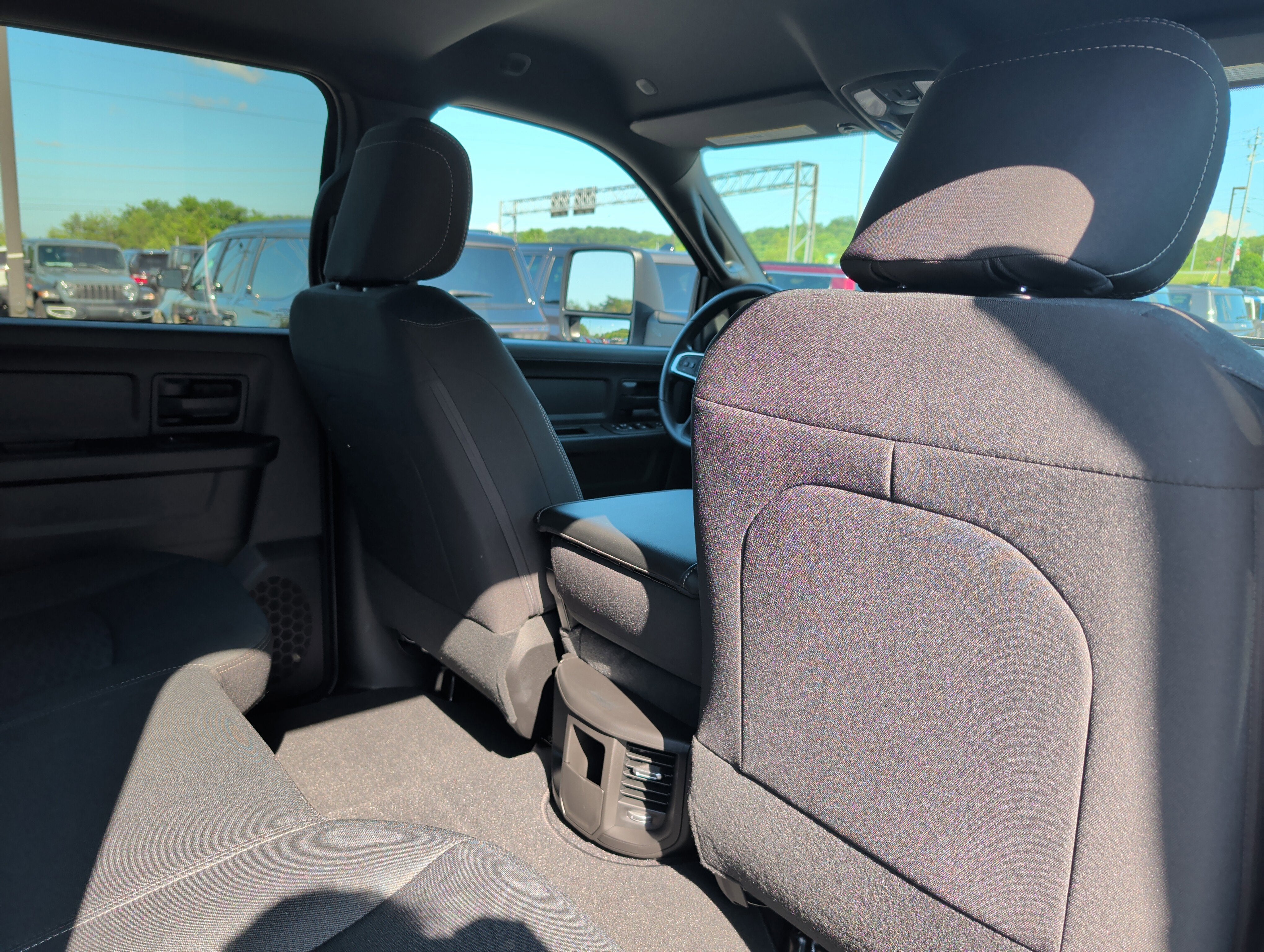 2026 RAM Ram 2500 RAM 2500 TRADESMAN CREW CAB 4X4 6'4' BOX