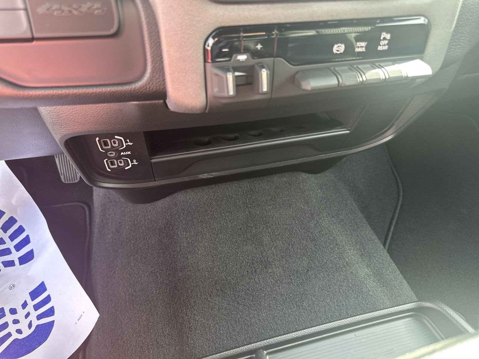 2024 RAM Ram 2500 RAM 2500 TRADESMAN CREW CAB 4X4 6'4' BOX