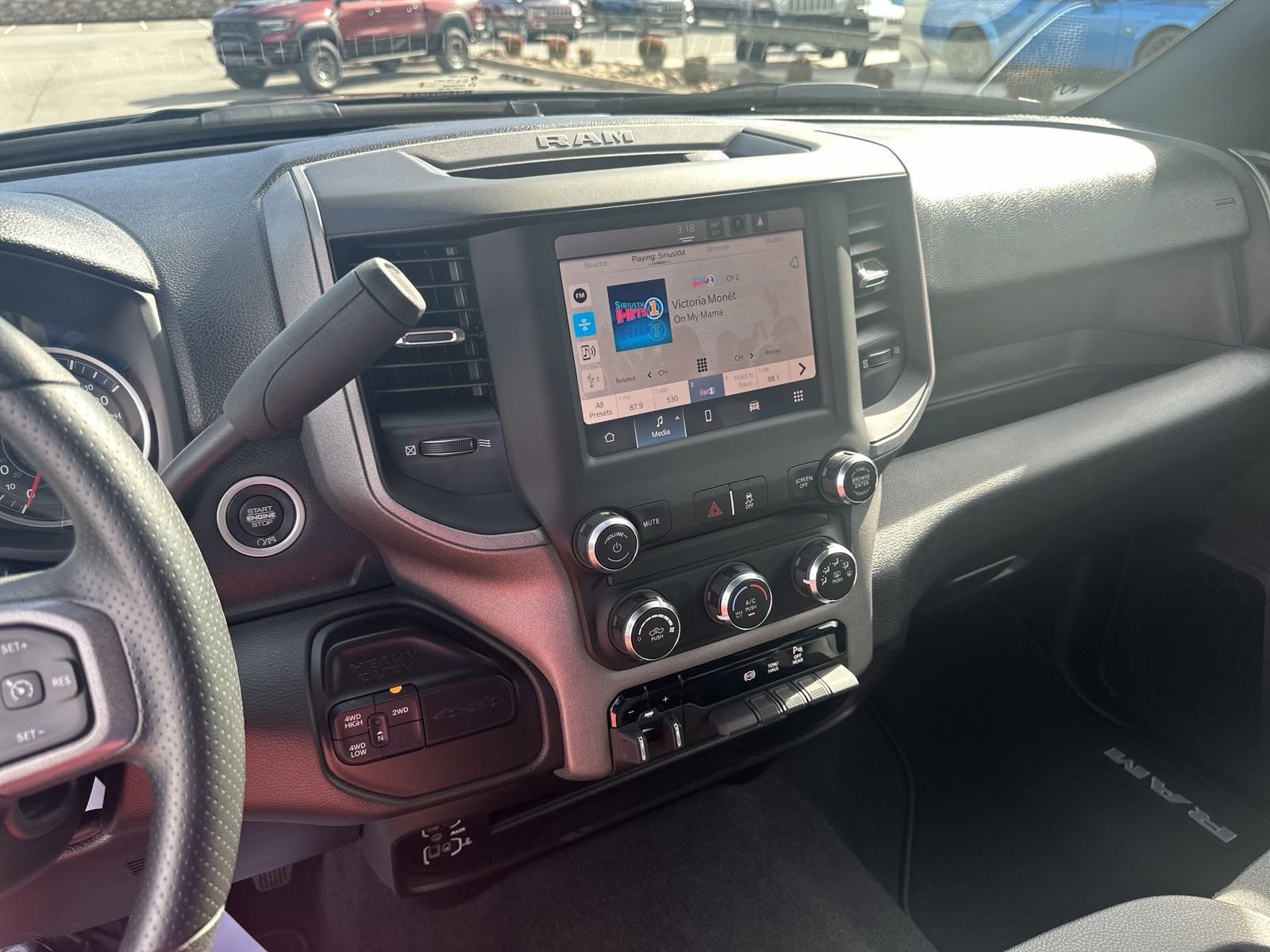 2024 RAM Ram 2500 RAM 2500 TRADESMAN CREW CAB 4X4 6'4' BOX