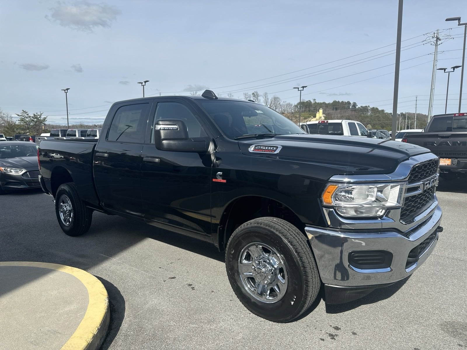 2024 RAM Ram 2500 RAM 2500 TRADESMAN CREW CAB 4X4 6'4' BOX