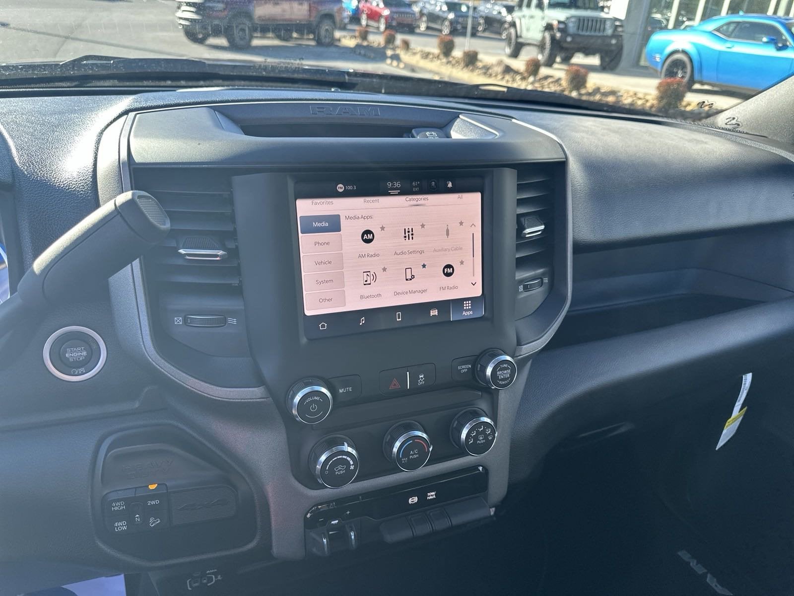 2024 RAM Ram 2500 RAM 2500 TRADESMAN CREW CAB 4X4 6'4' BOX