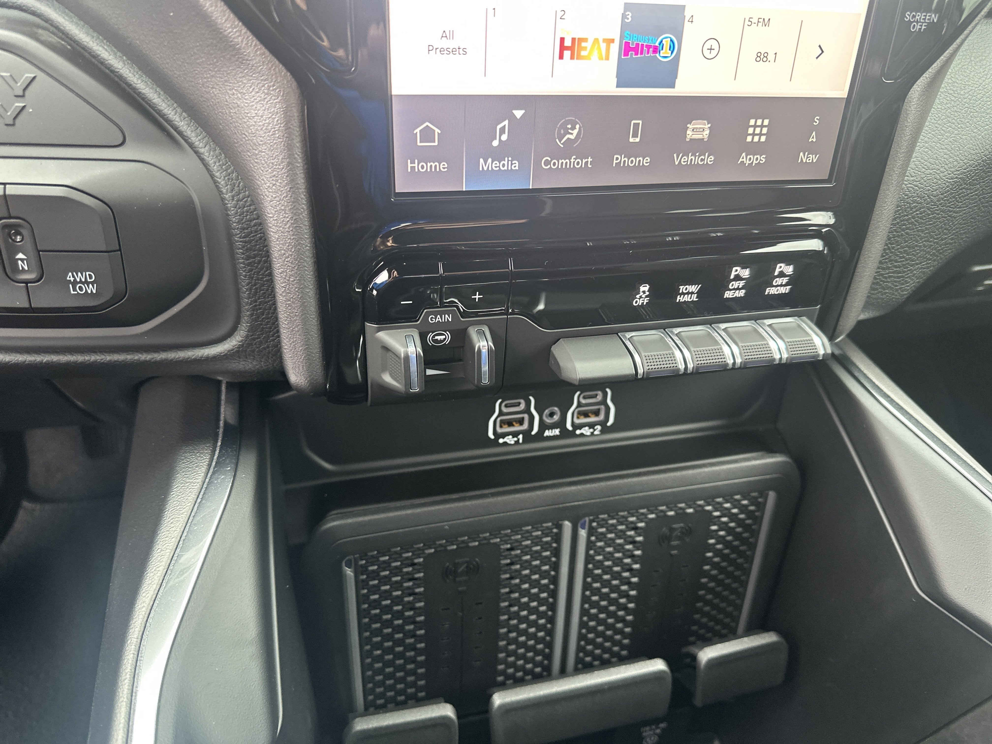 2026 RAM Ram 2500 RAM 2500 LARAMIE CREW CAB 4X4 6'4' BOX