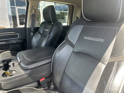 2022 RAM 2500 Laramie Crew Cab 4x4 6'4' Box