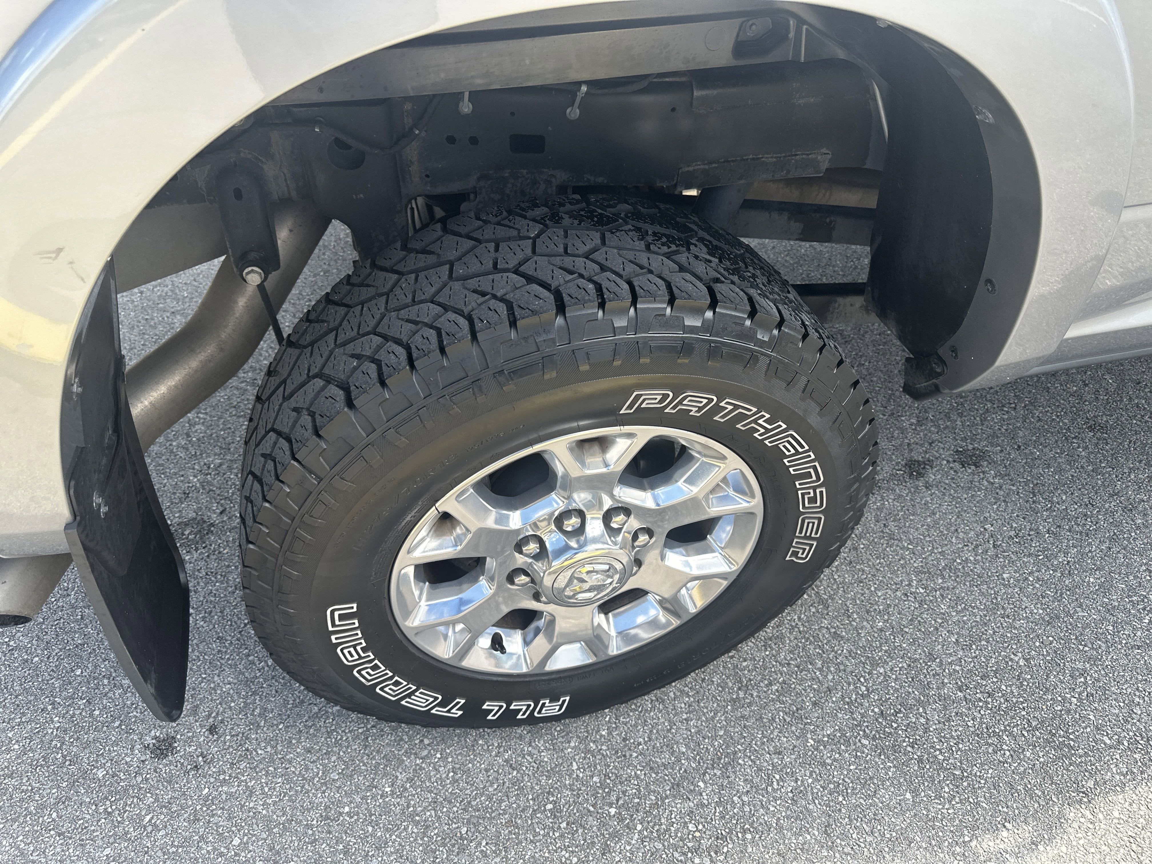 2022 RAM 2500 Laramie Crew Cab 4x4 6'4' Box