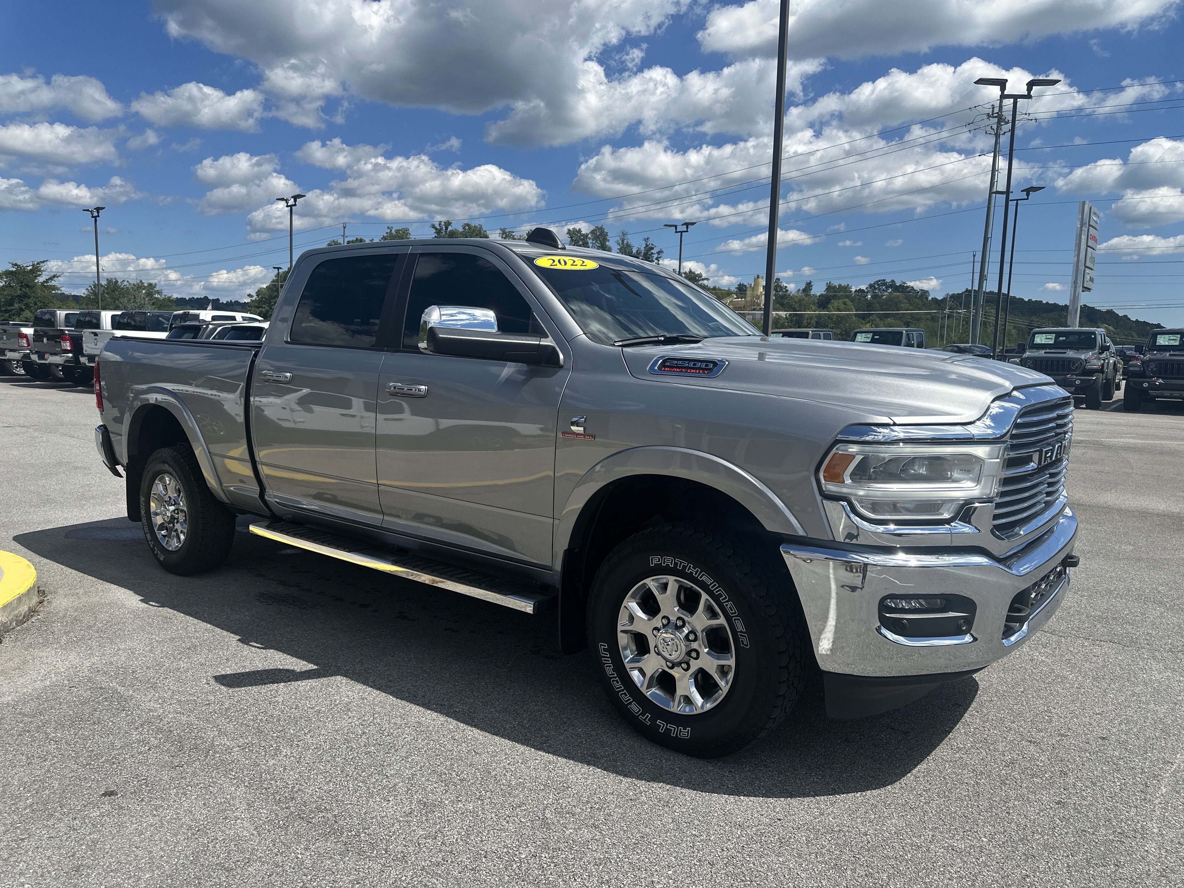 2022 RAM 2500 Laramie Crew Cab 4x4 6'4' Box