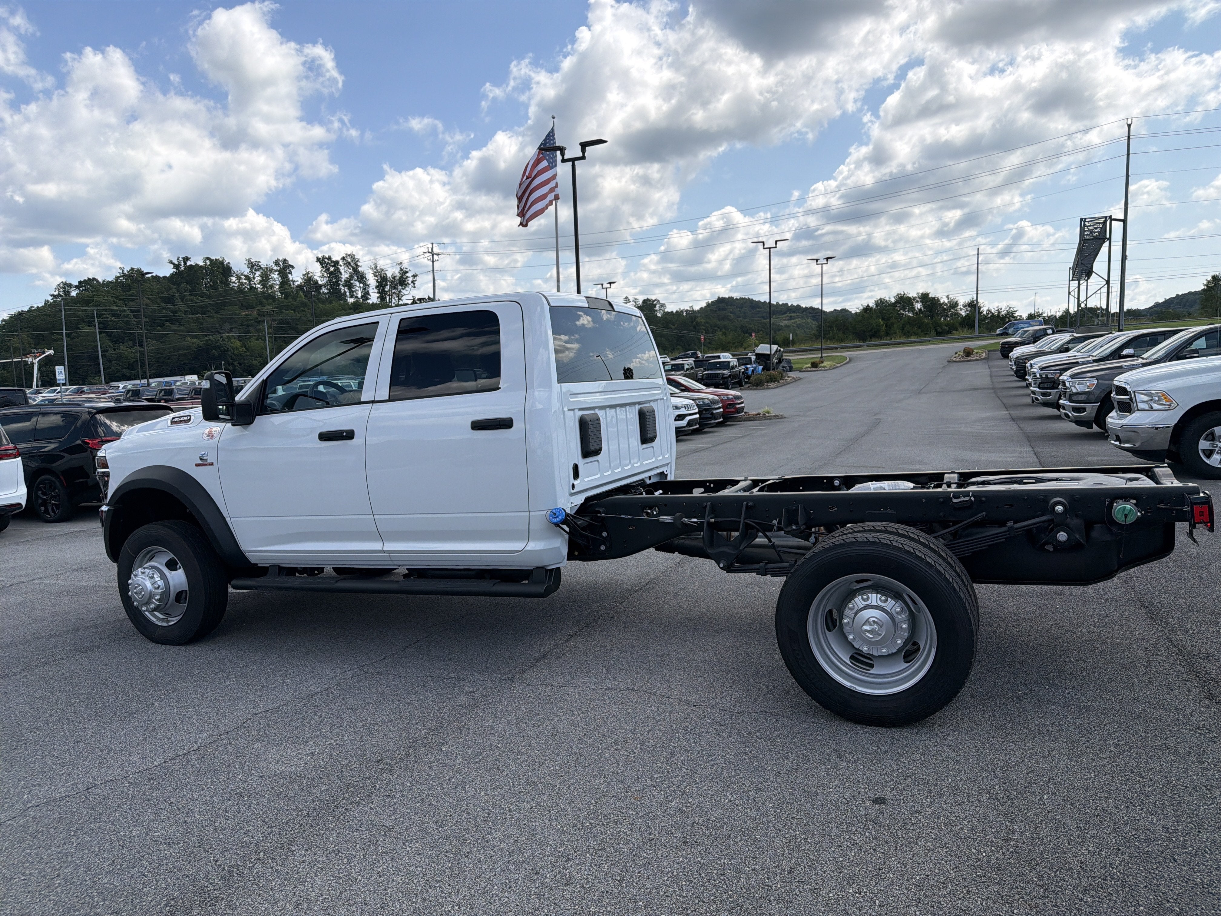 2026 RAM 4500 Chassis RAM 4500 TRADESMAN CHASSIS CREW CAB 4X4 60' CA