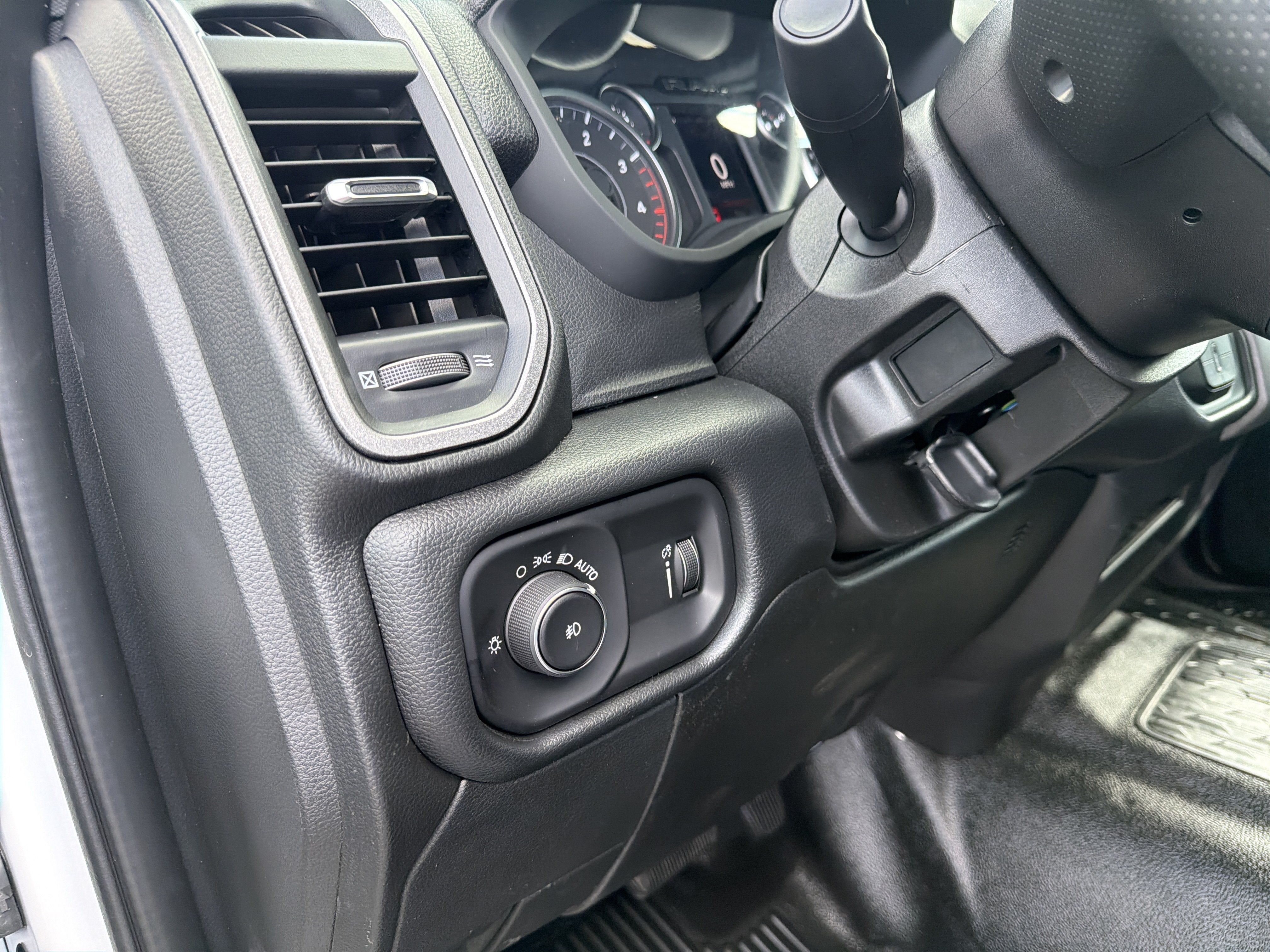 2026 RAM 4500 Chassis RAM 4500 TRADESMAN CHASSIS CREW CAB 4X4 60' CA