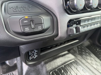 2026 RAM 4500 Chassis RAM 4500 TRADESMAN CHASSIS CREW CAB 4X4 60' CA