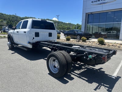 2026 RAM Ram 5500 Chassis Cab RAM 5500 TRADESMAN CHASSIS CREW CAB 4X4 84' CA
