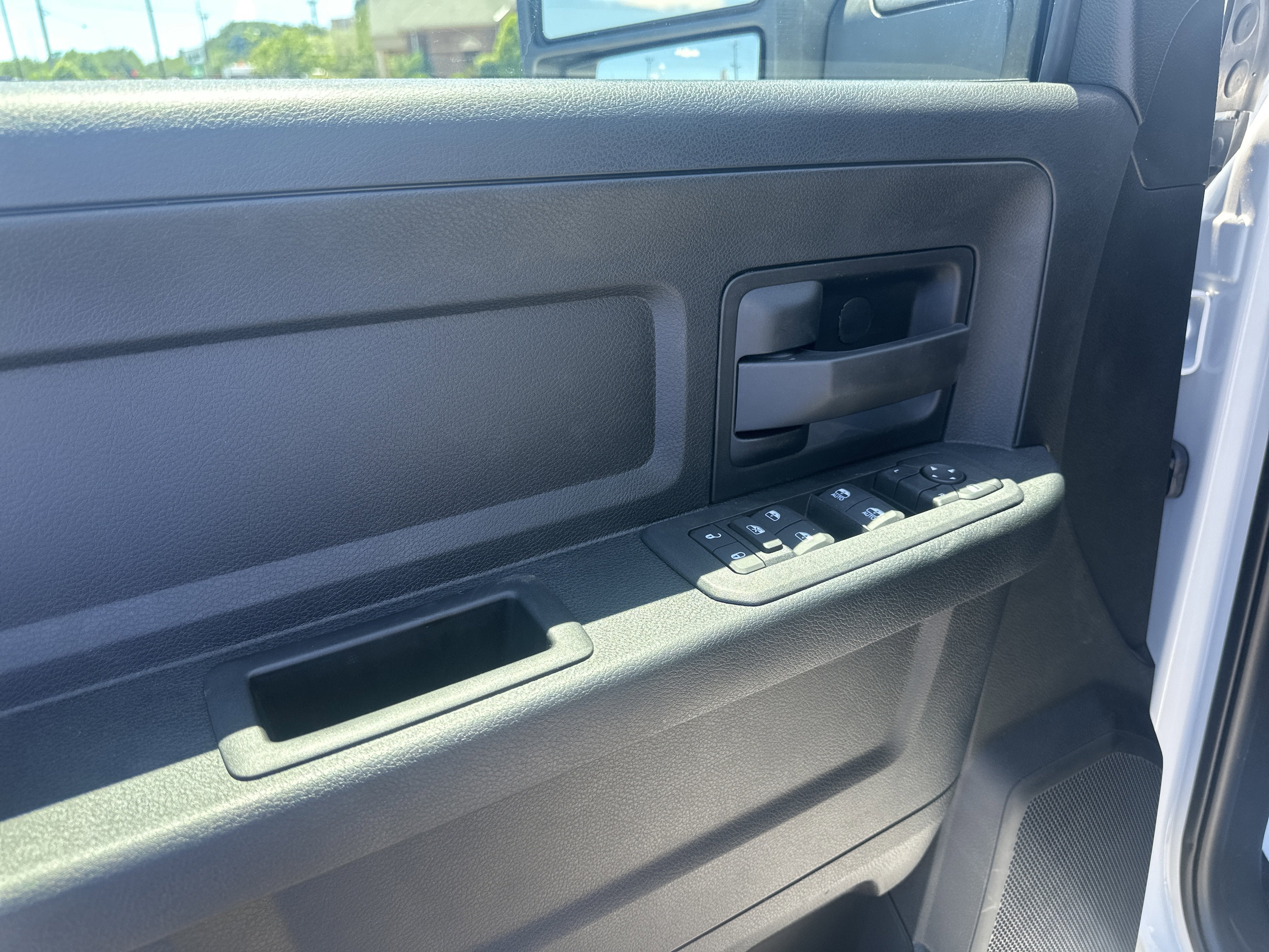 2026 RAM Ram 5500 Chassis Cab RAM 5500 TRADESMAN CHASSIS CREW CAB 4X4 84' CA
