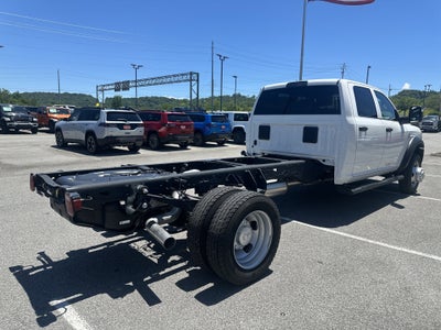 2026 RAM Ram 5500 Chassis Cab RAM 5500 TRADESMAN CHASSIS CREW CAB 4X4 84' CA
