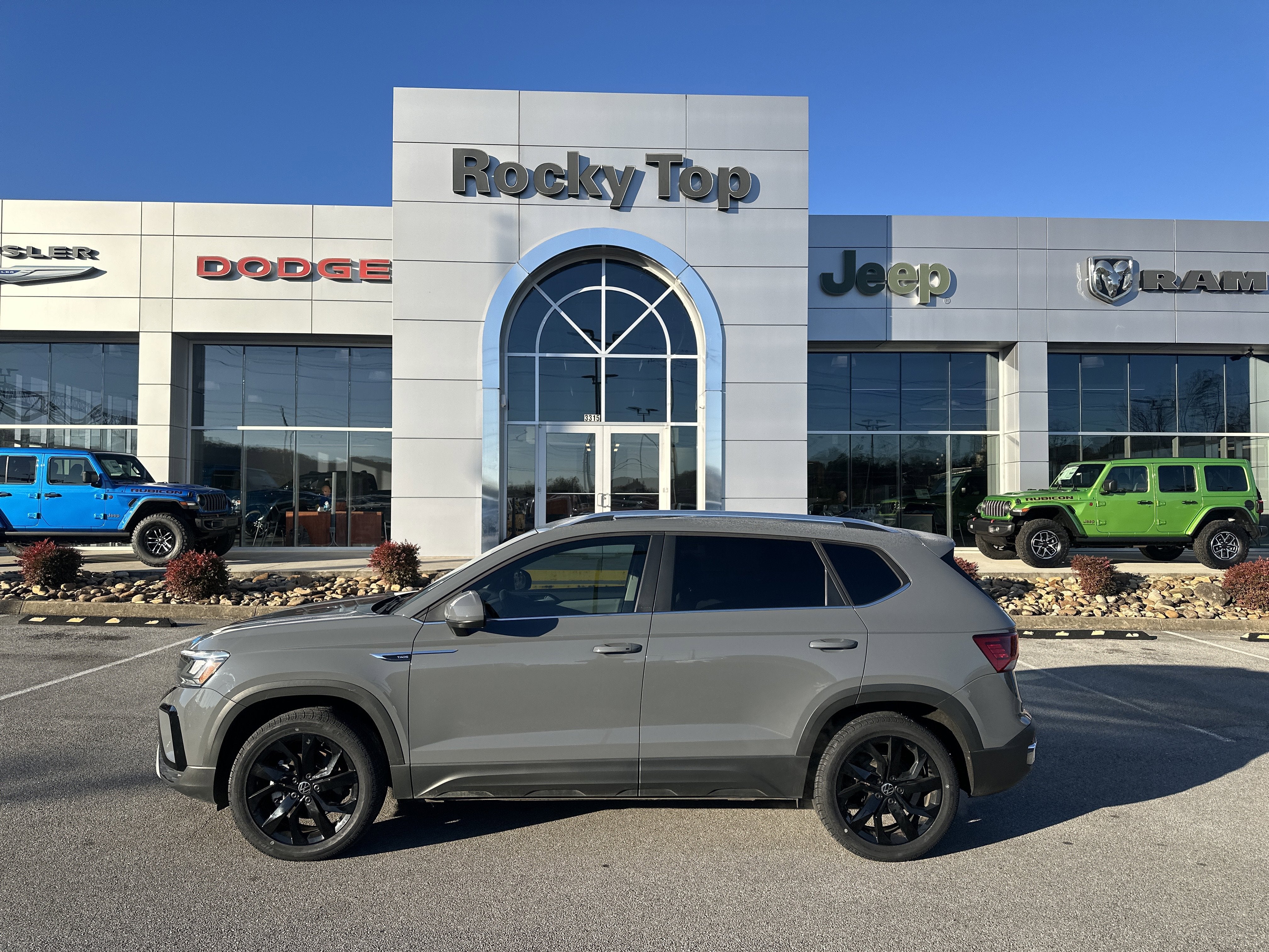 2022 Volkswagen Taos 1.5T SE