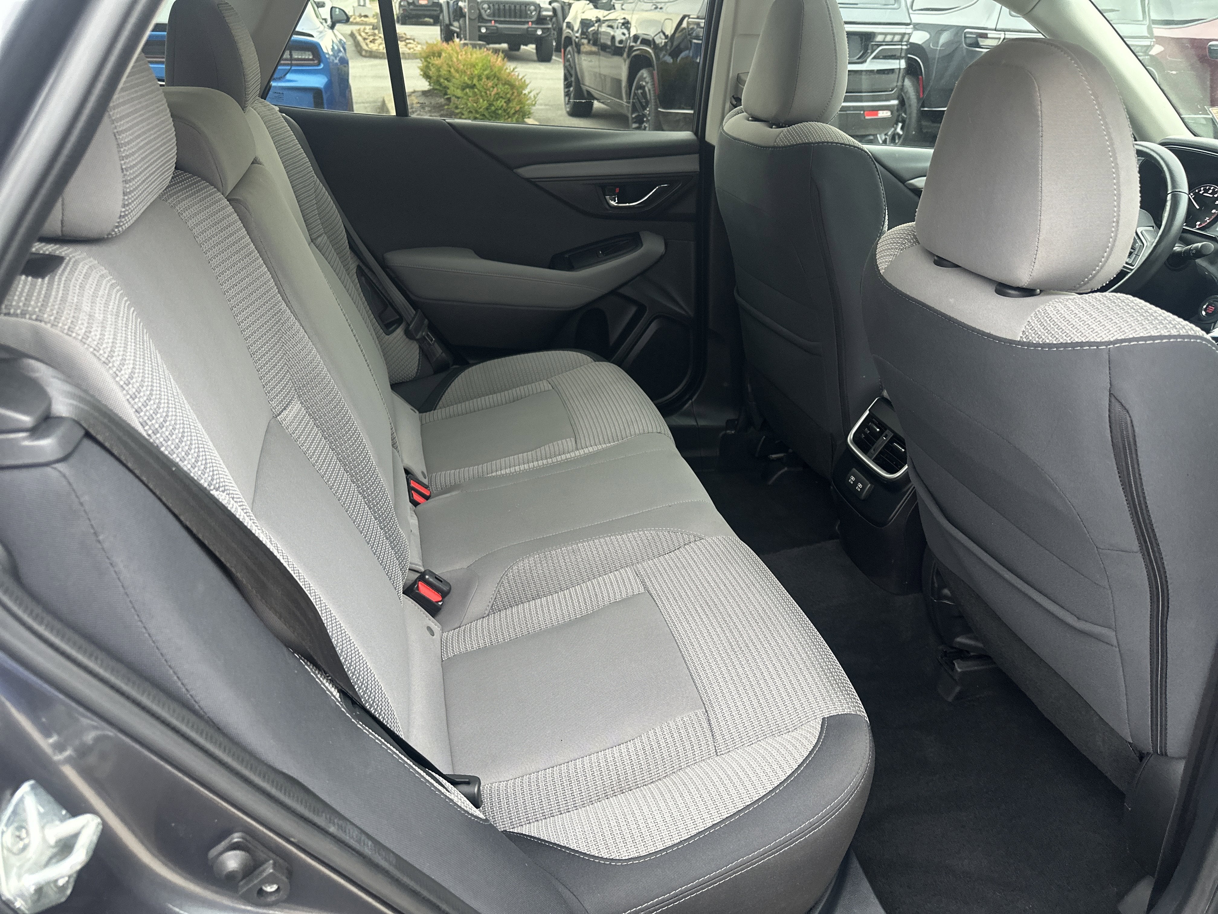 2022 Subaru Outback Premium - Photo 25
