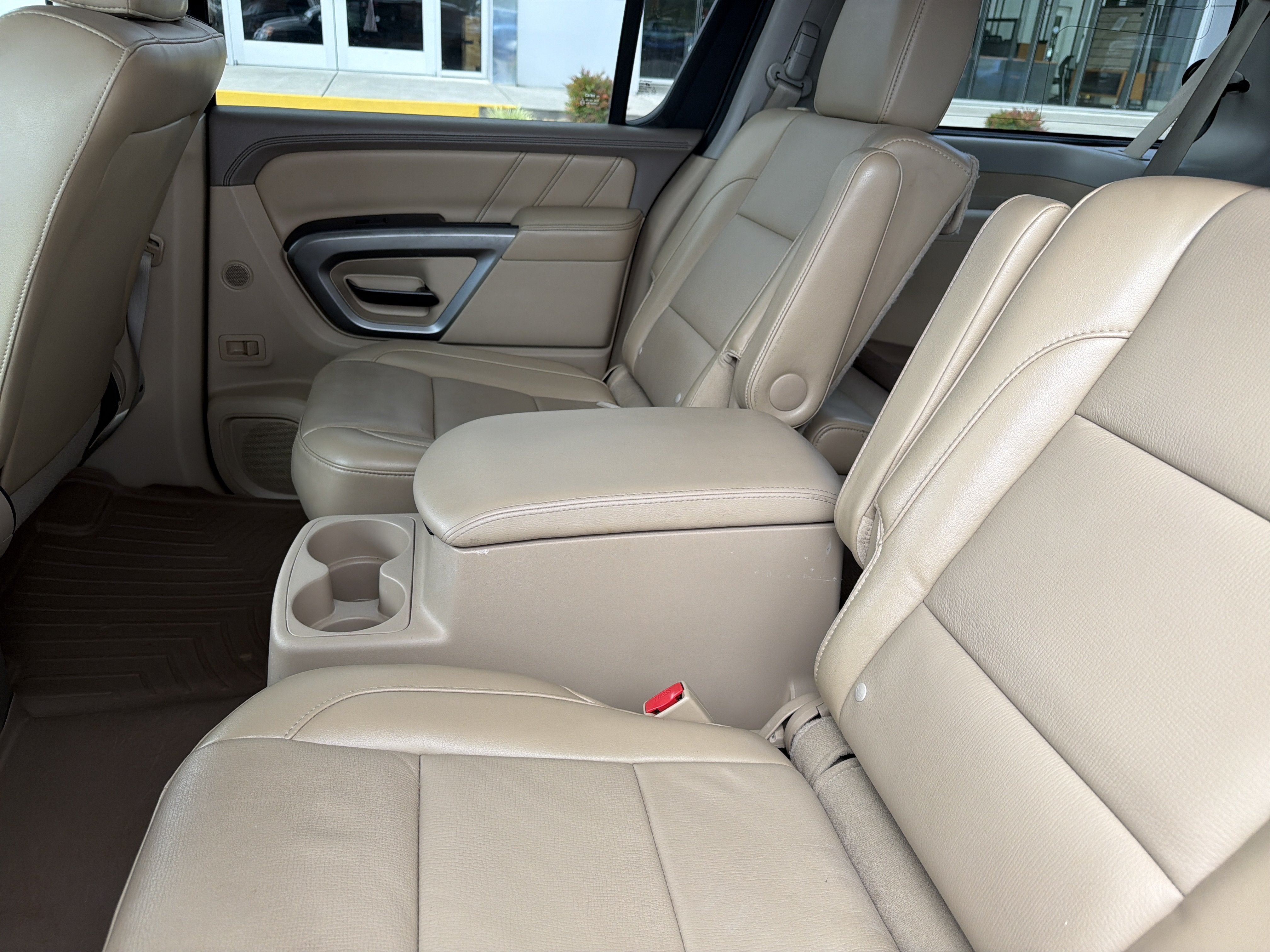 2015 Nissan Armada Platinum