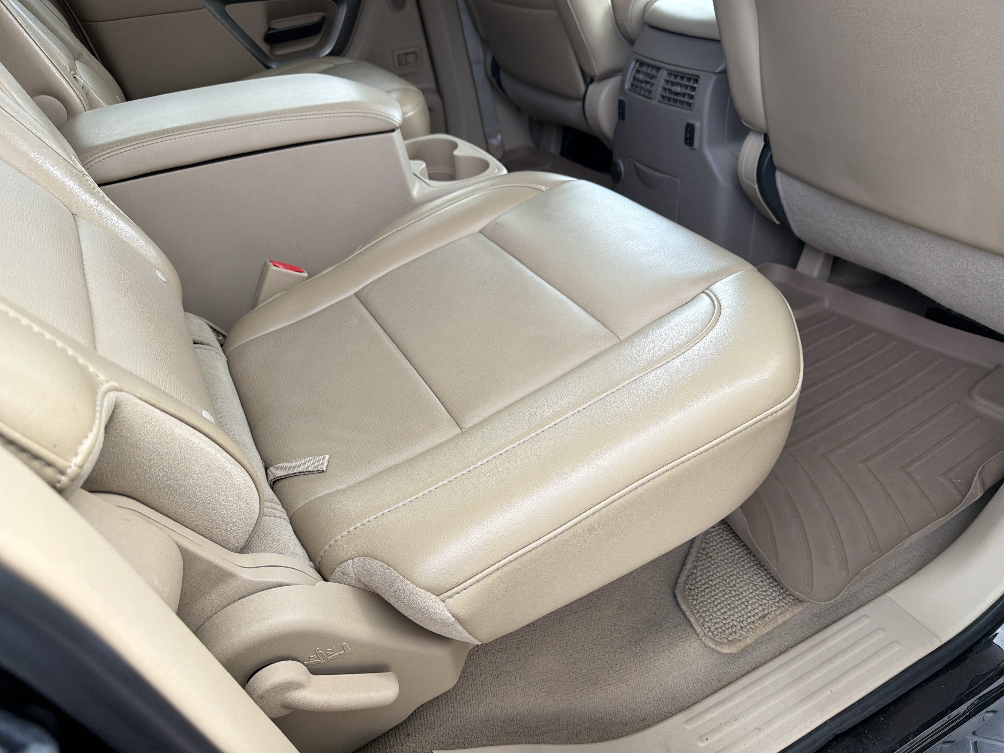 2015 Nissan Armada Platinum