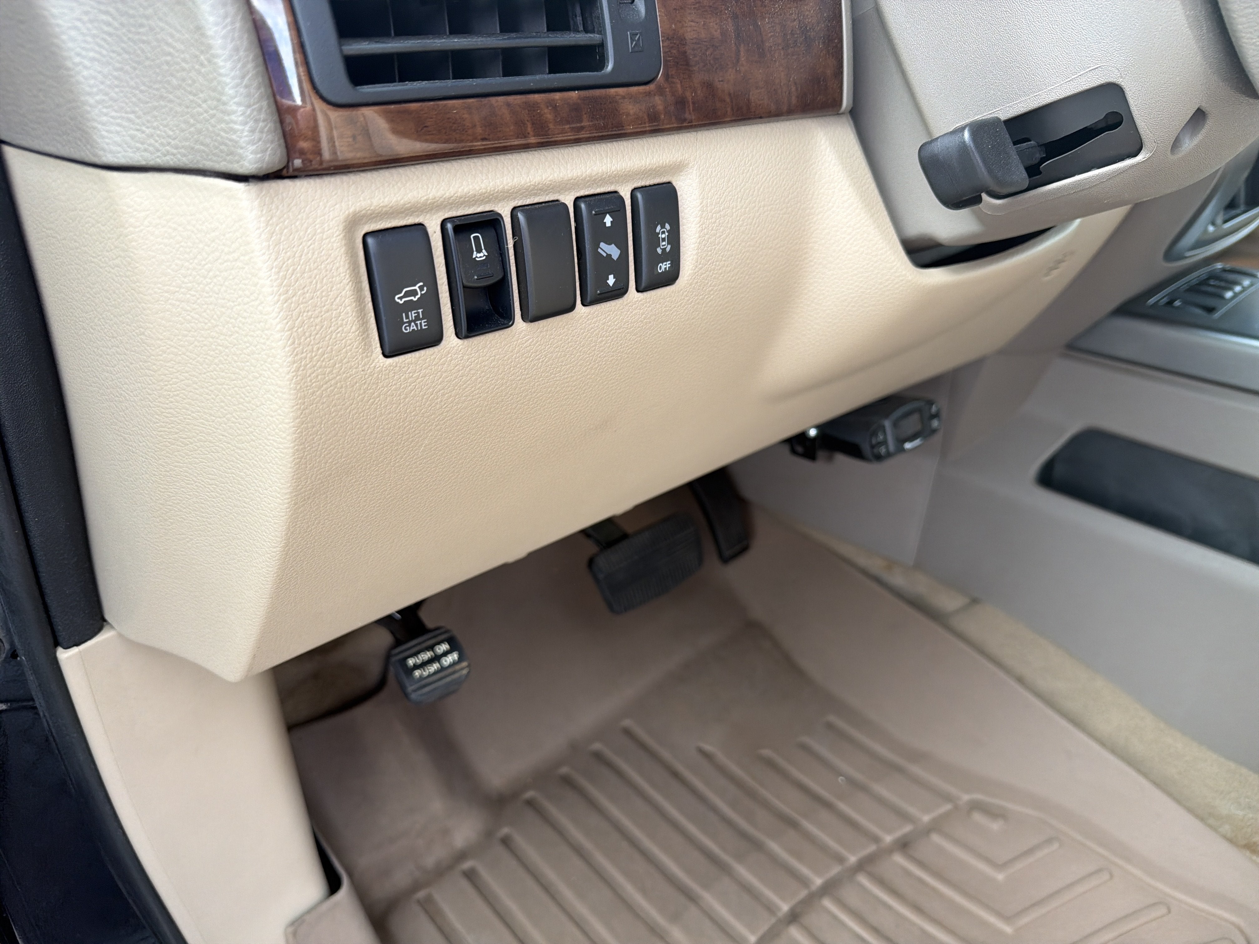 2015 Nissan Armada Platinum