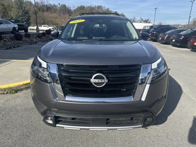 2022 Nissan Pathfinder SL 4WD