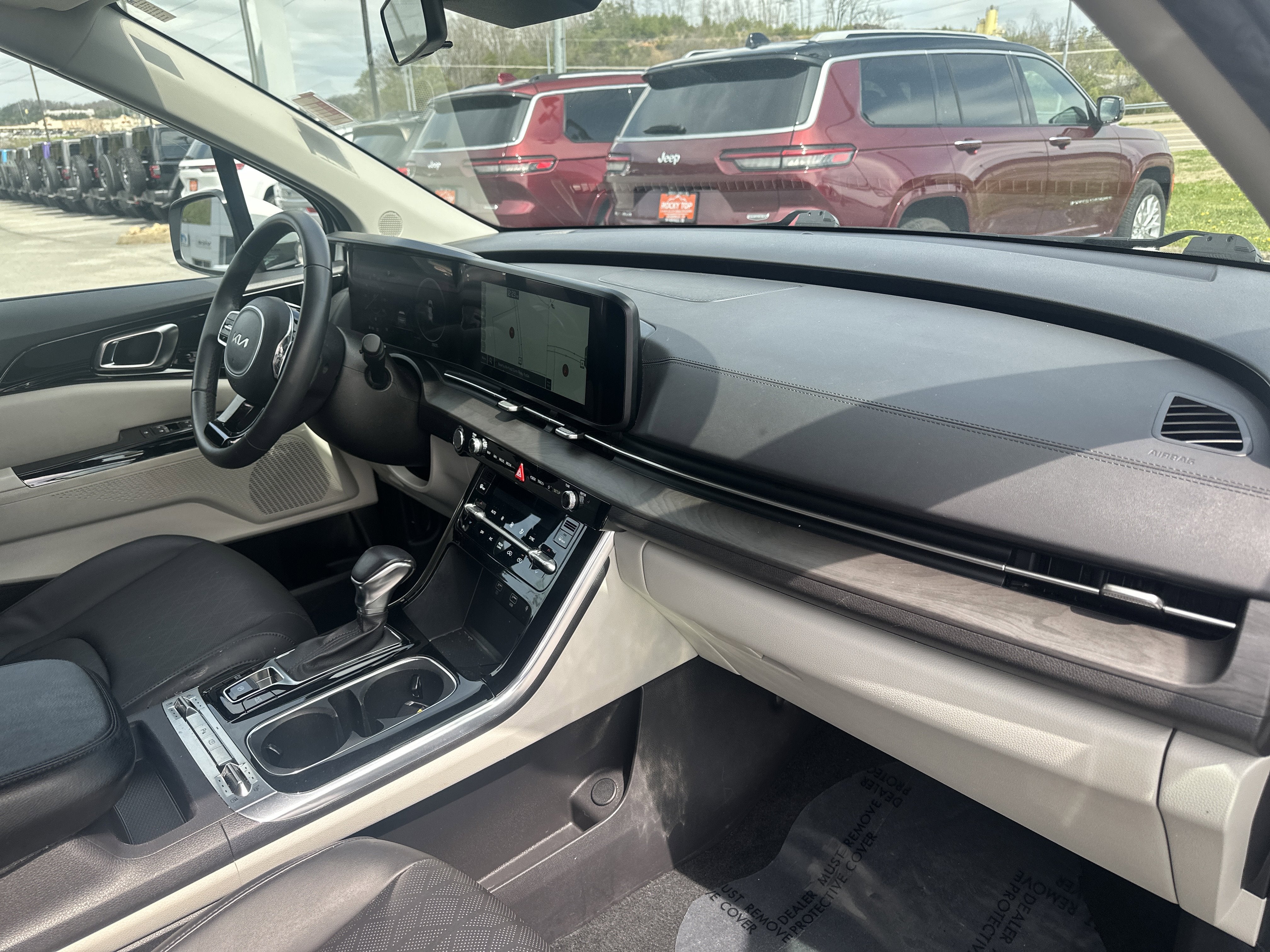 2024 Kia Carnival MPV SX