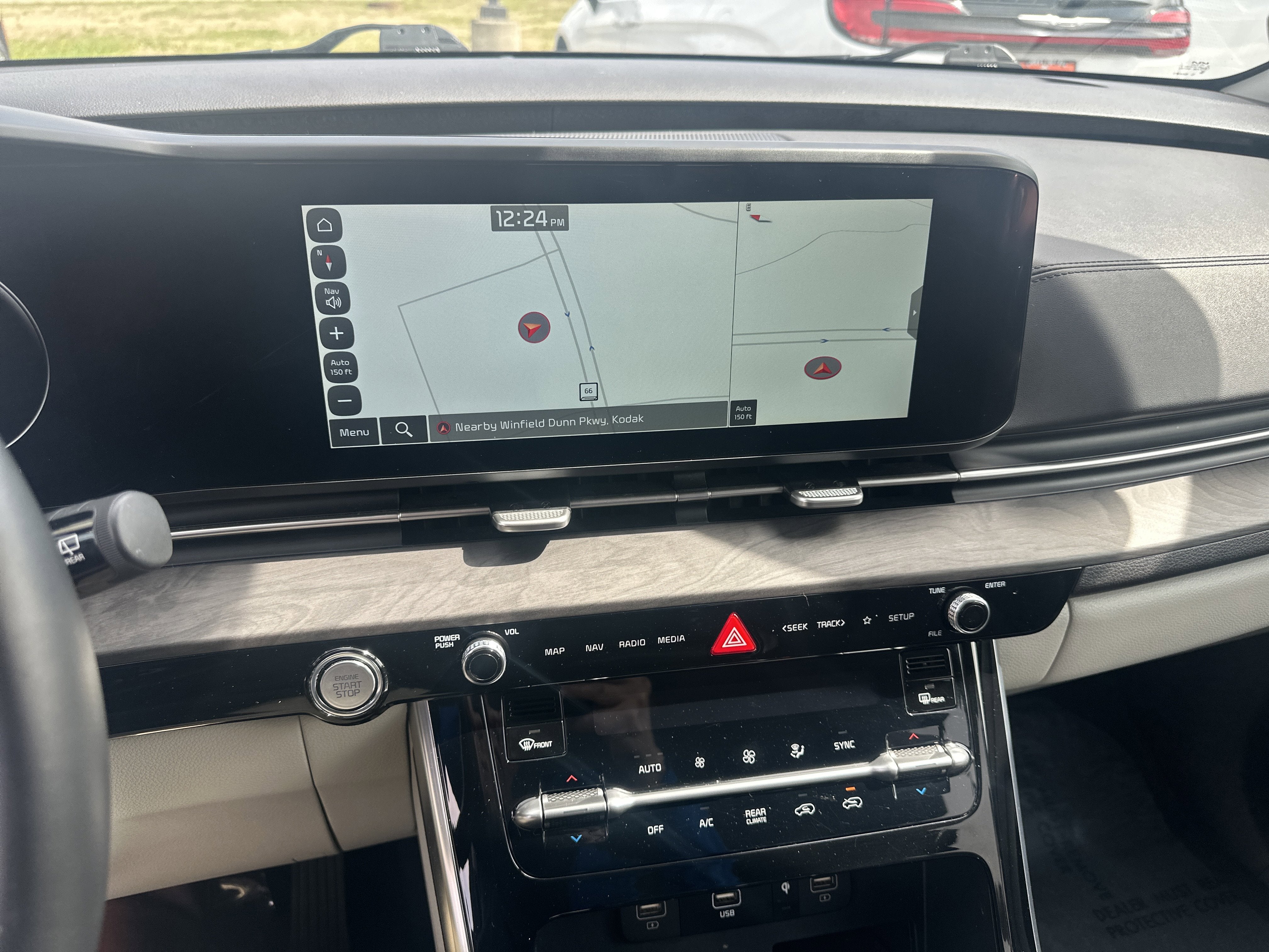 2024 Kia Carnival MPV SX